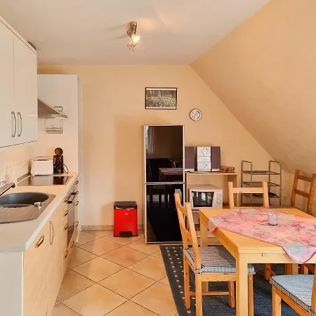 Wiek Fw Laura Und Johanna * Wiek auf Rügen